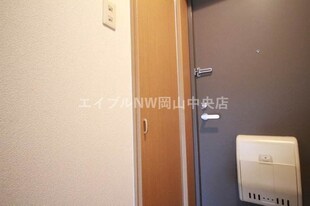 レポーズ春日の物件内観写真